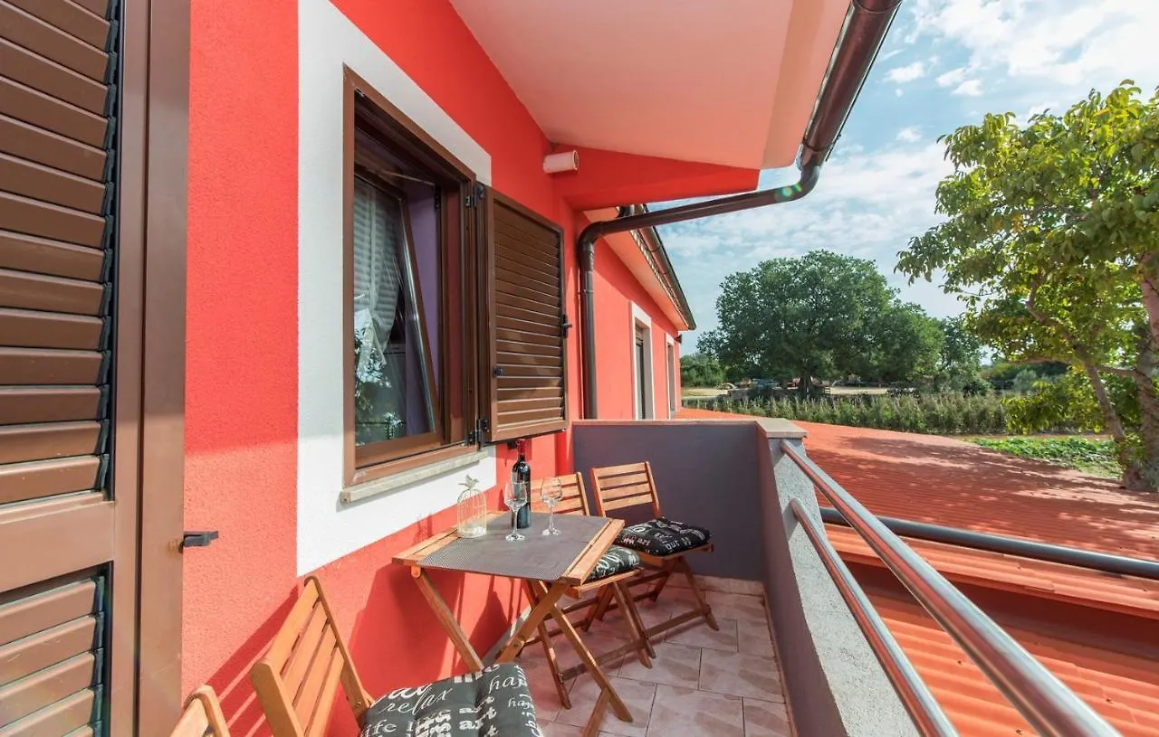 Sea View Apartments With Shared Pool Pomer 3*,  Κροατία